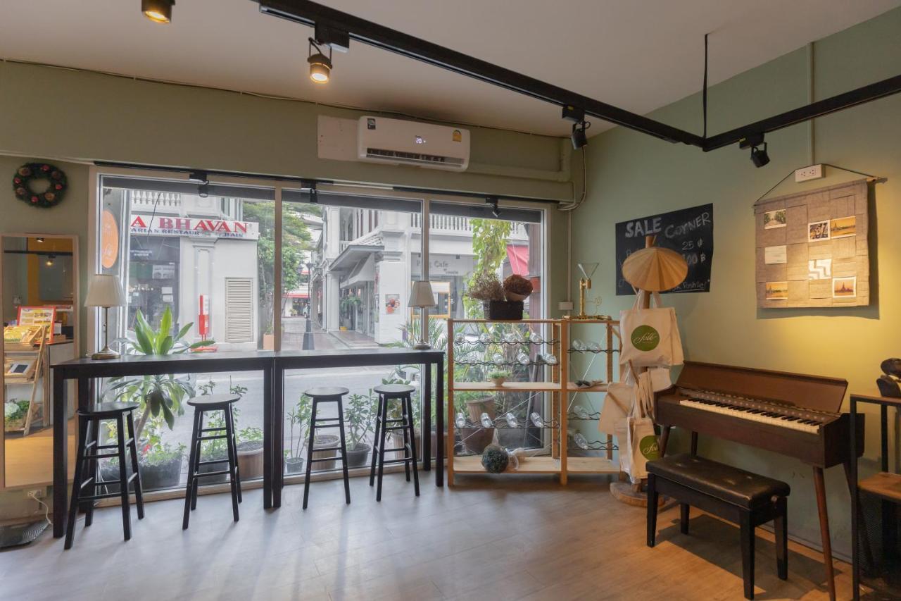 Bed and Breakfast Folk Poshtel Silom Bangkok Zewnętrze zdjęcie